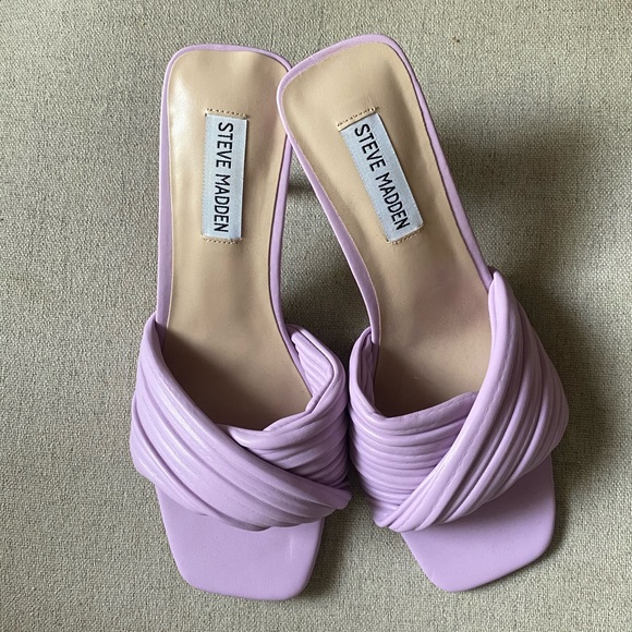 NWOT Steve Madden lilac heels - Picture 2 of 6